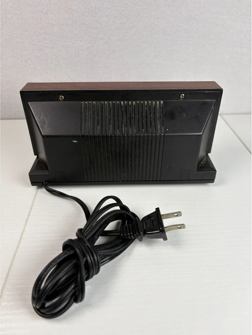 Micronta Radio Shack Vintage LED Alarm Clock Wood Grain Cat No 63-765A Tested